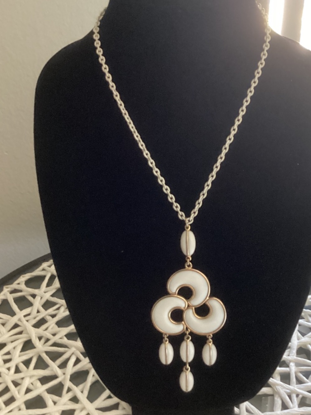 White Enamel Drop Pendant Necklace - Women Jewelry - Picture 5 of 5